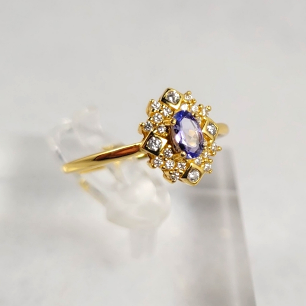 Antique Style 1/4ct Natural Tanzanite Ring - Picture 10 of 16